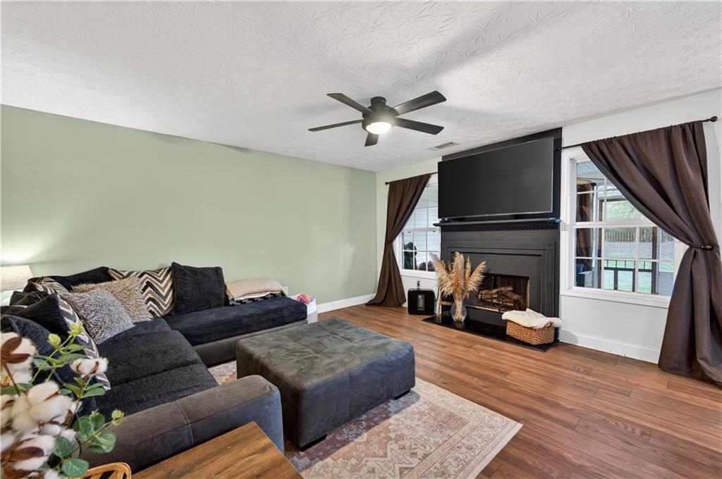 1354 Jefferson Station Road