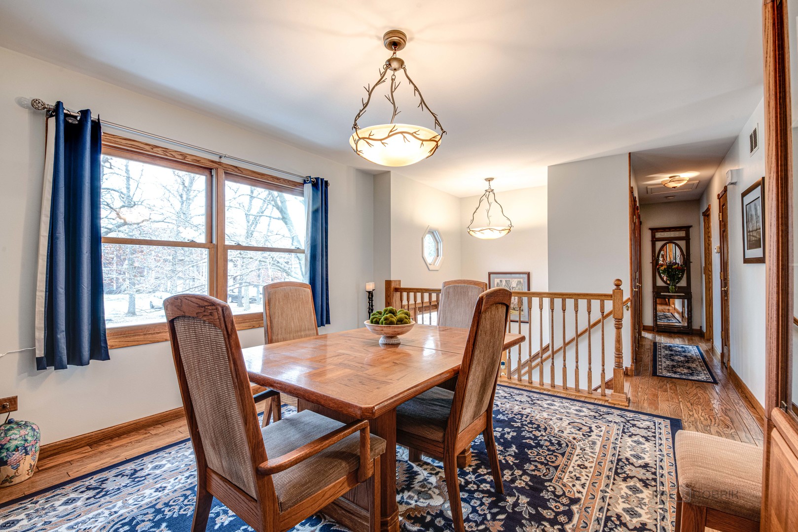 696 W Washington Avenue