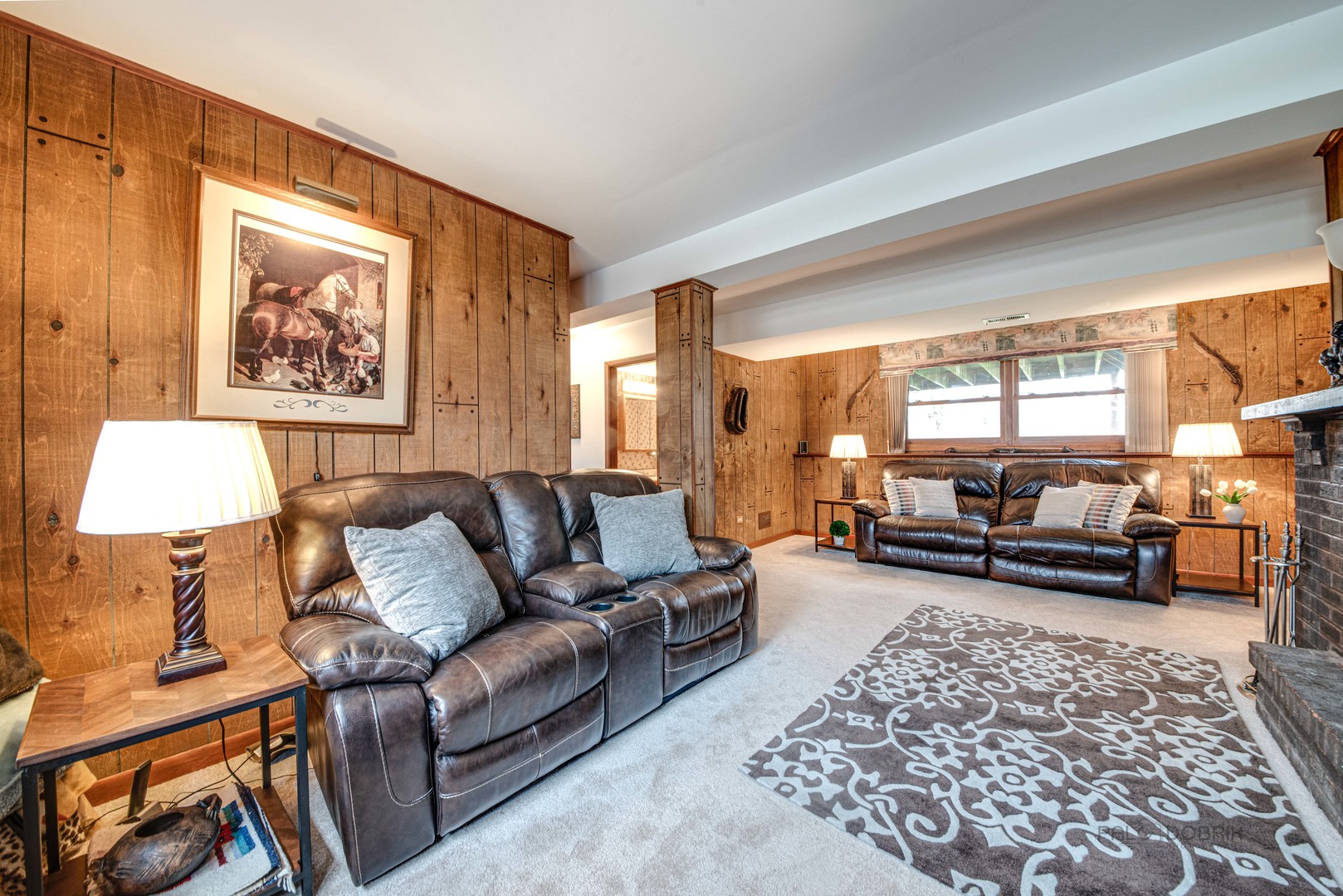 696 W Washington Avenue