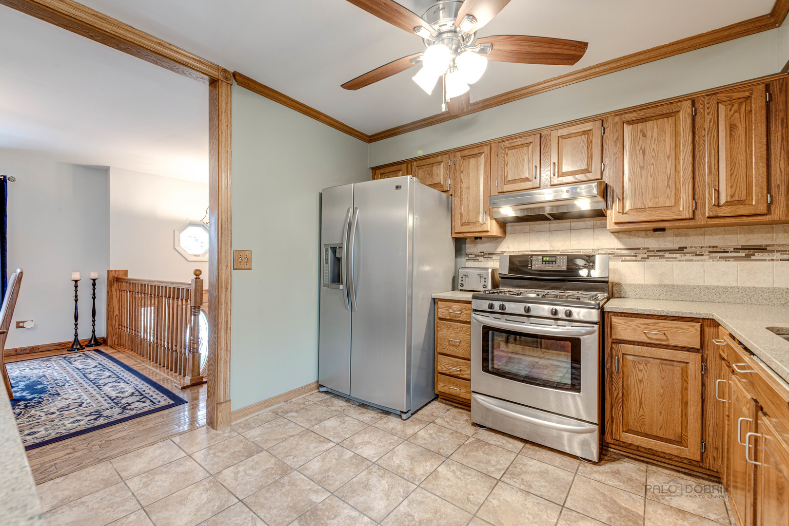 696 W Washington Avenue