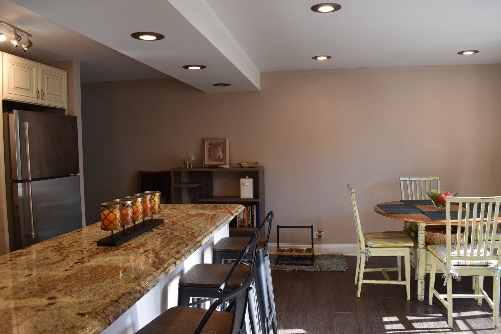 920 N Milwaukee Avenue Unit: B