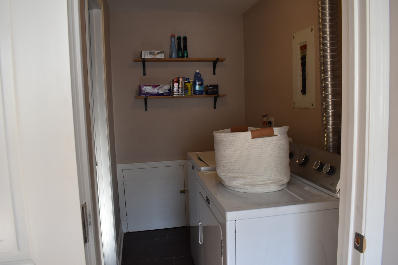 920 N Milwaukee Avenue Unit: B