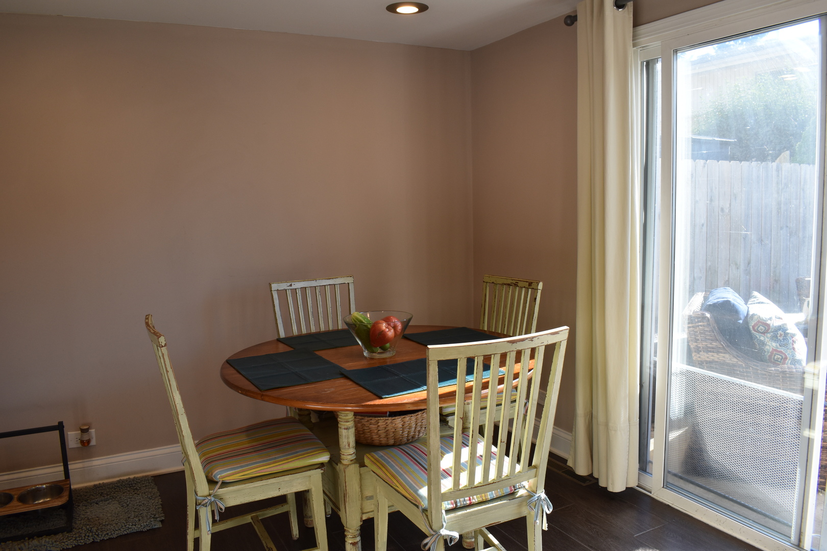 920 N Milwaukee Avenue Unit: B