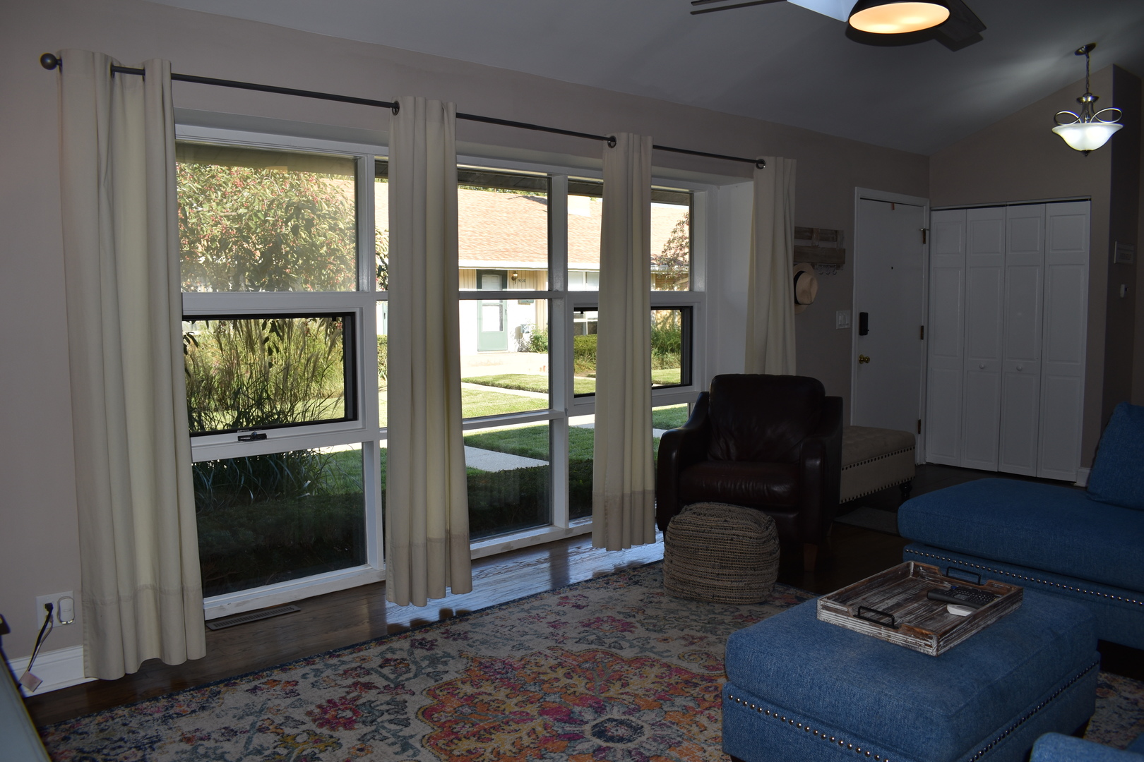 920 N Milwaukee Avenue Unit: B