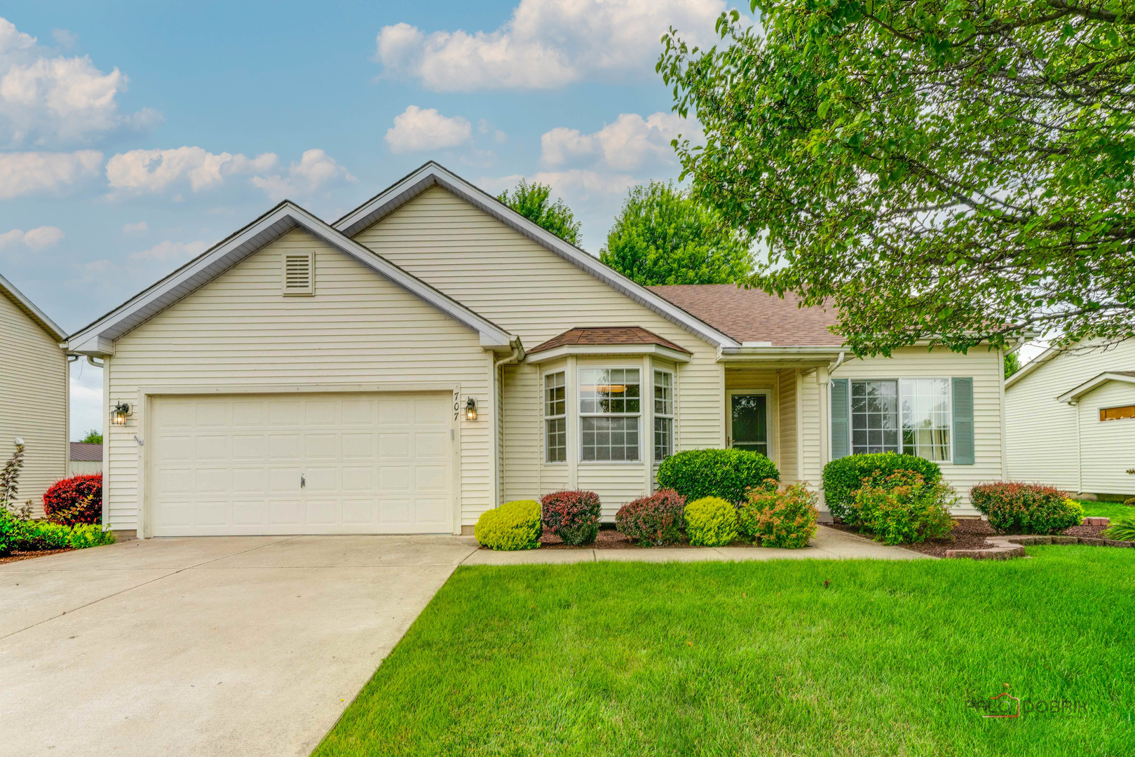 707 Wedgewood Trail