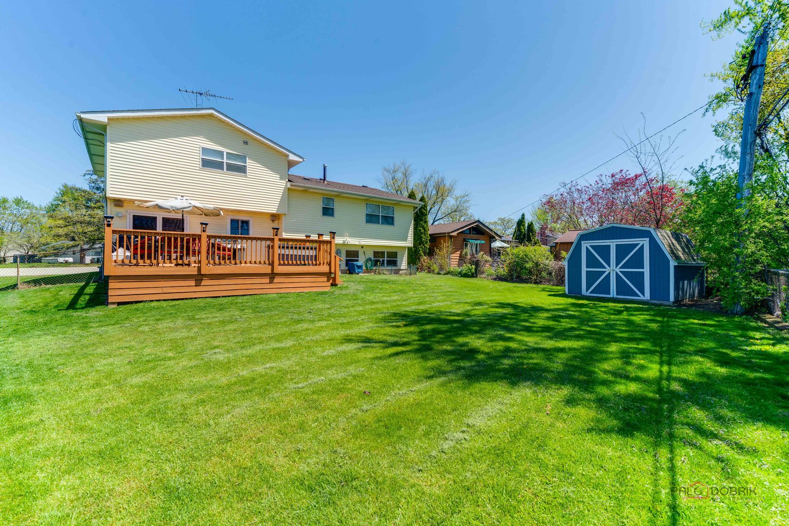 422 S Thornwood Drive
