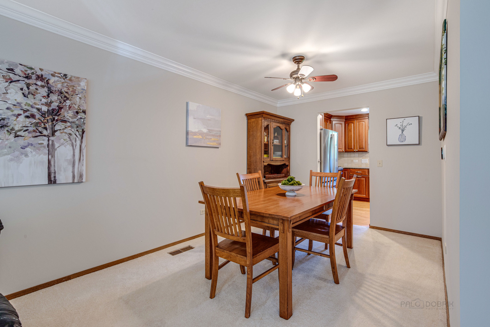 619 N California Avenue