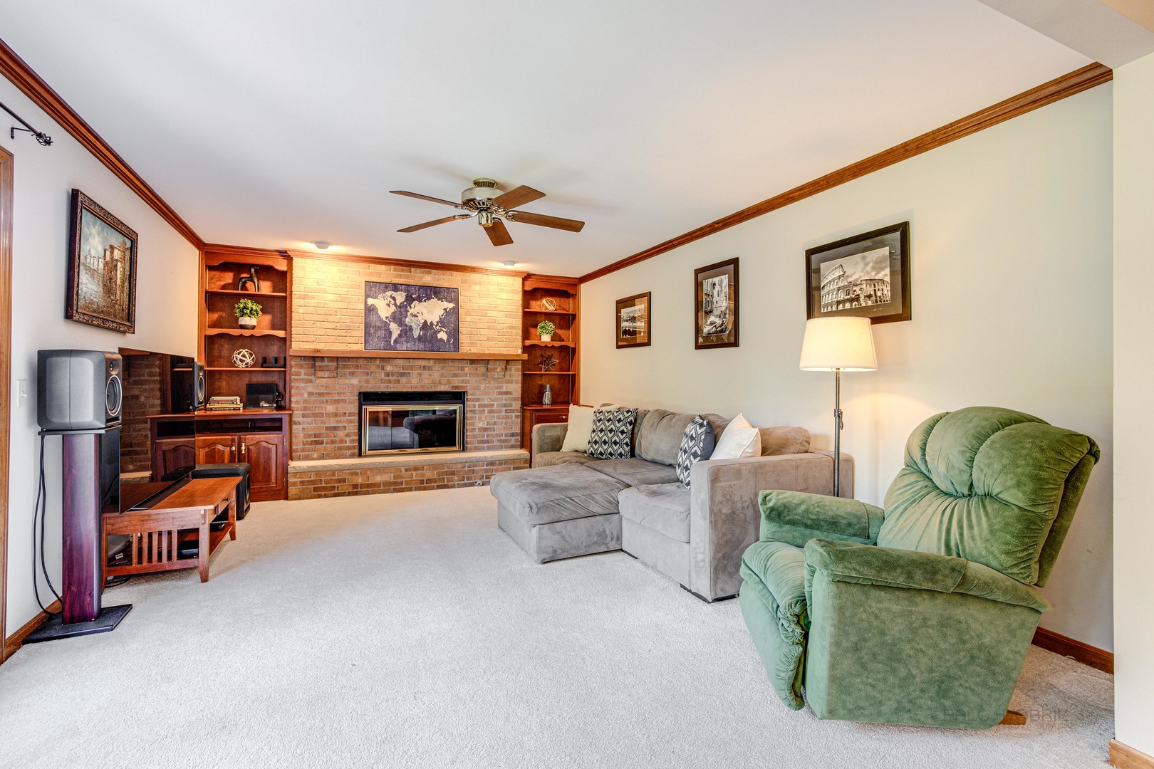 619 N California Avenue