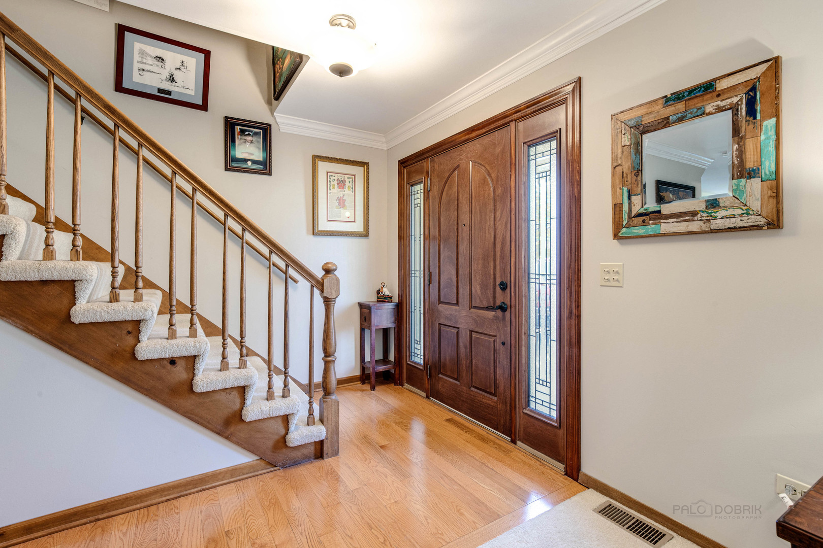 619 N California Avenue