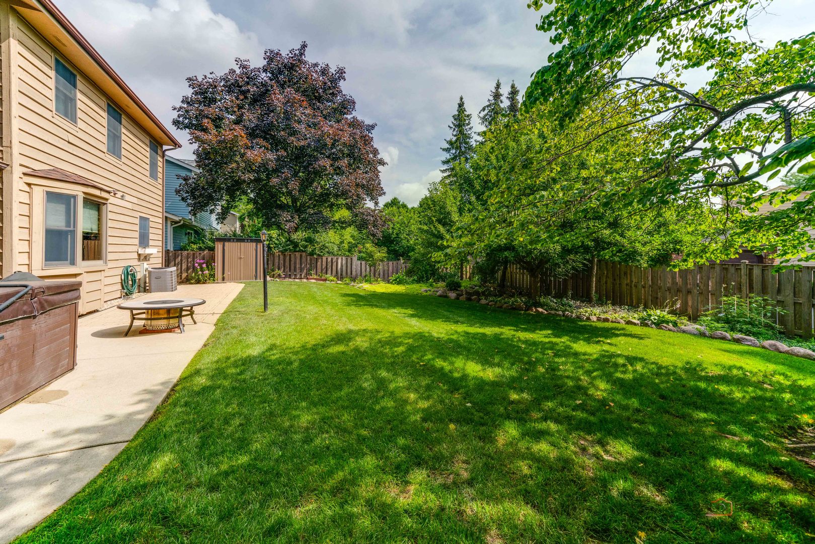 619 N California Avenue