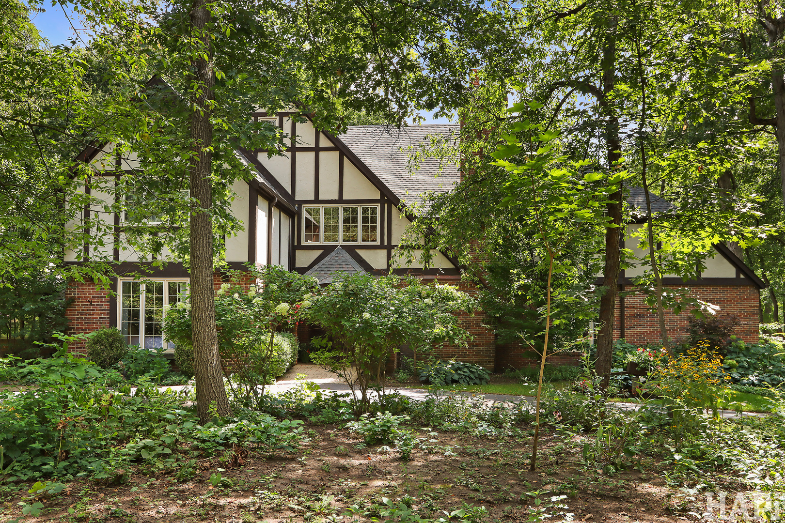 23785 W Barnswallow Lane