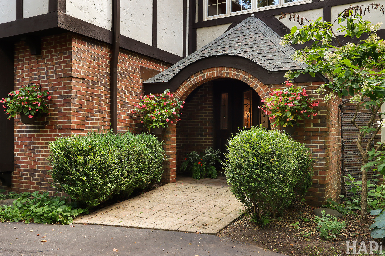 23785 W Barnswallow Lane