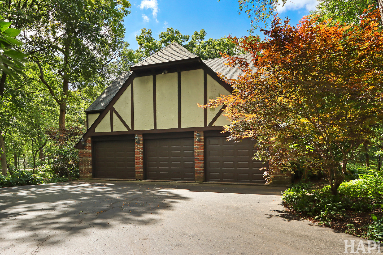 23785 W Barnswallow Lane