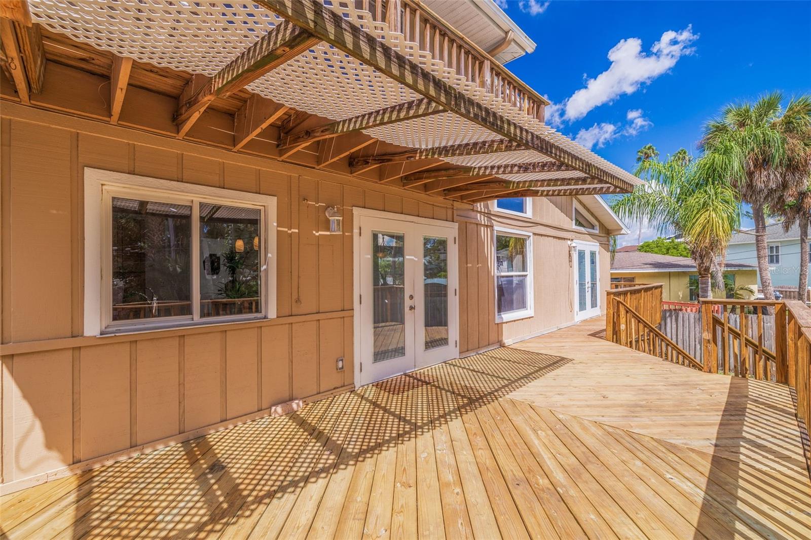 1870 NEBRASKA AVE NE