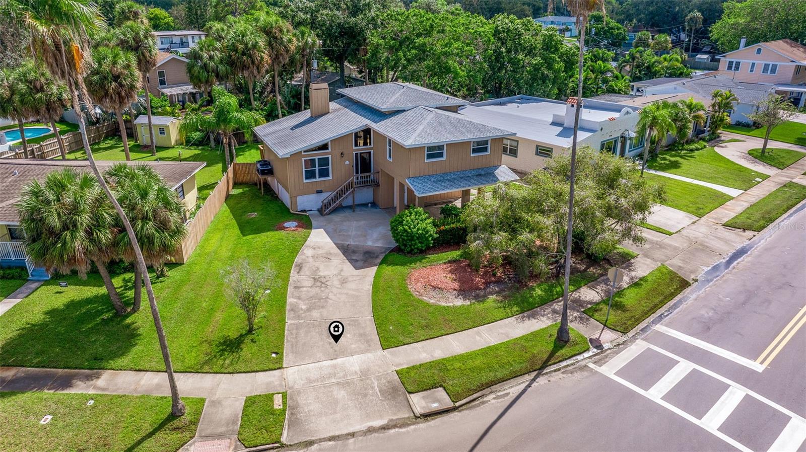 1870 NEBRASKA AVE NE