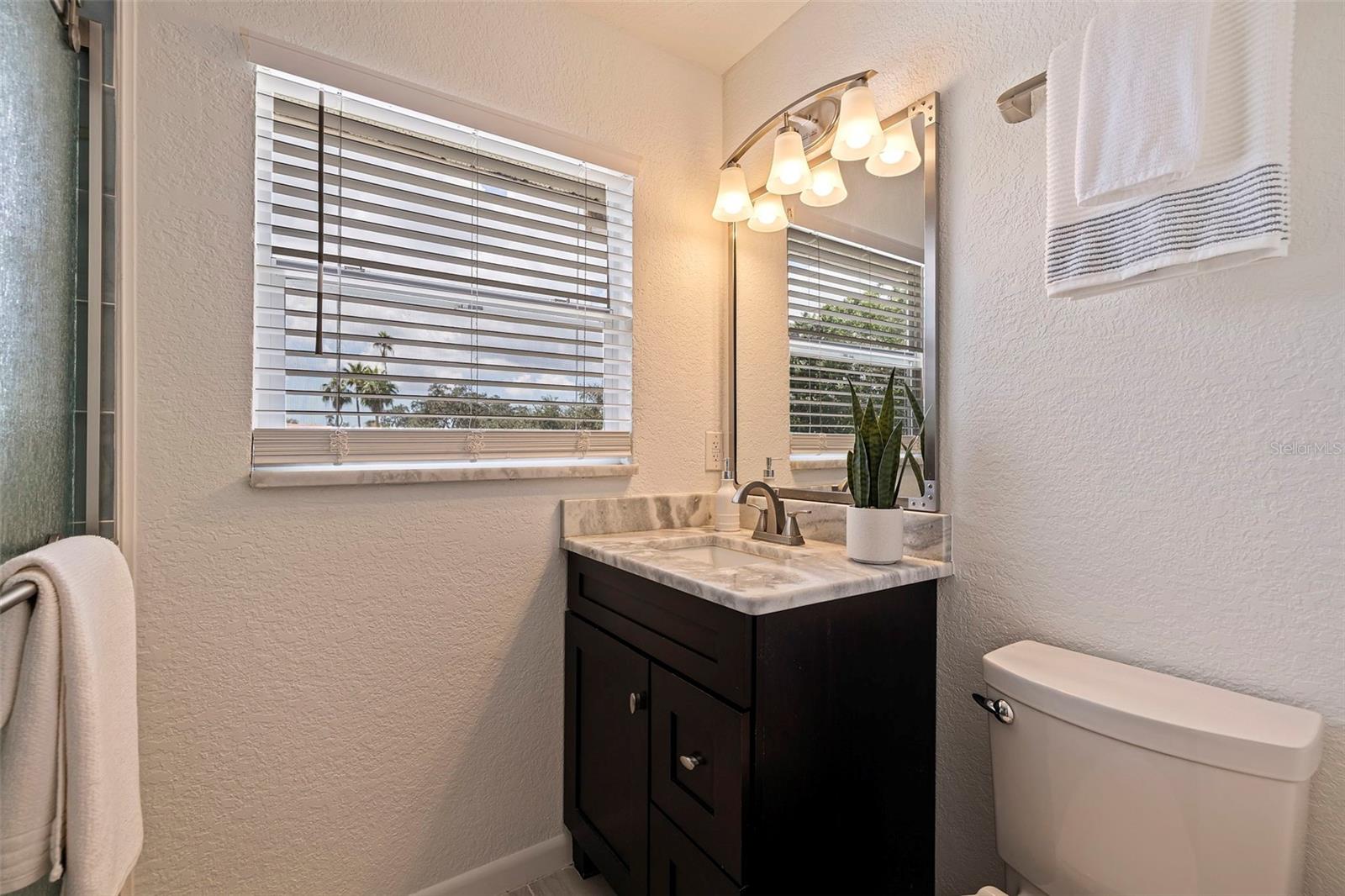 1870 NEBRASKA AVE NE