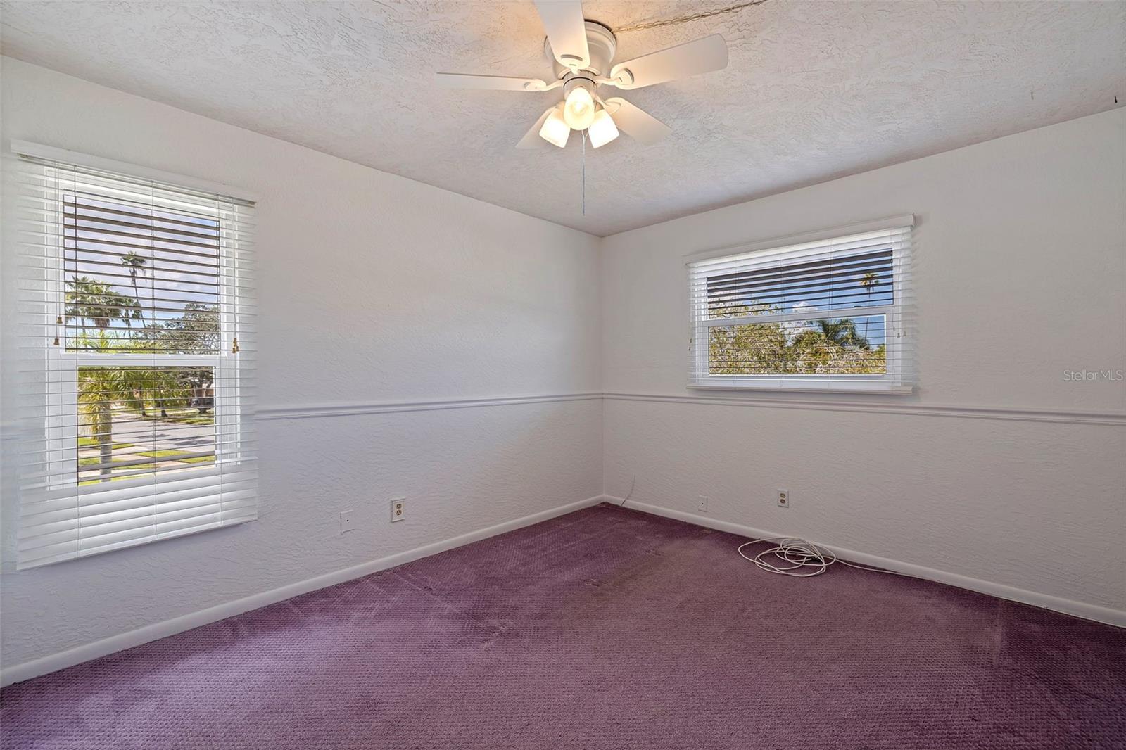 1870 NEBRASKA AVE NE