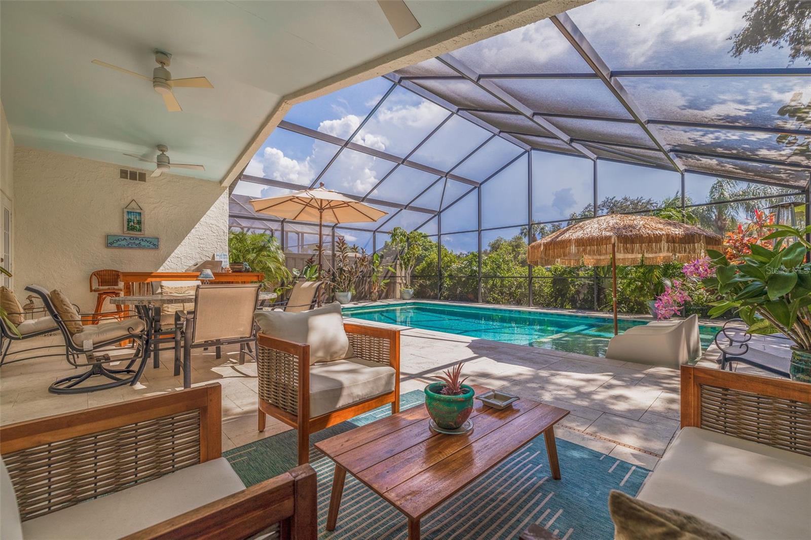 720 WHITE SAND DR NE