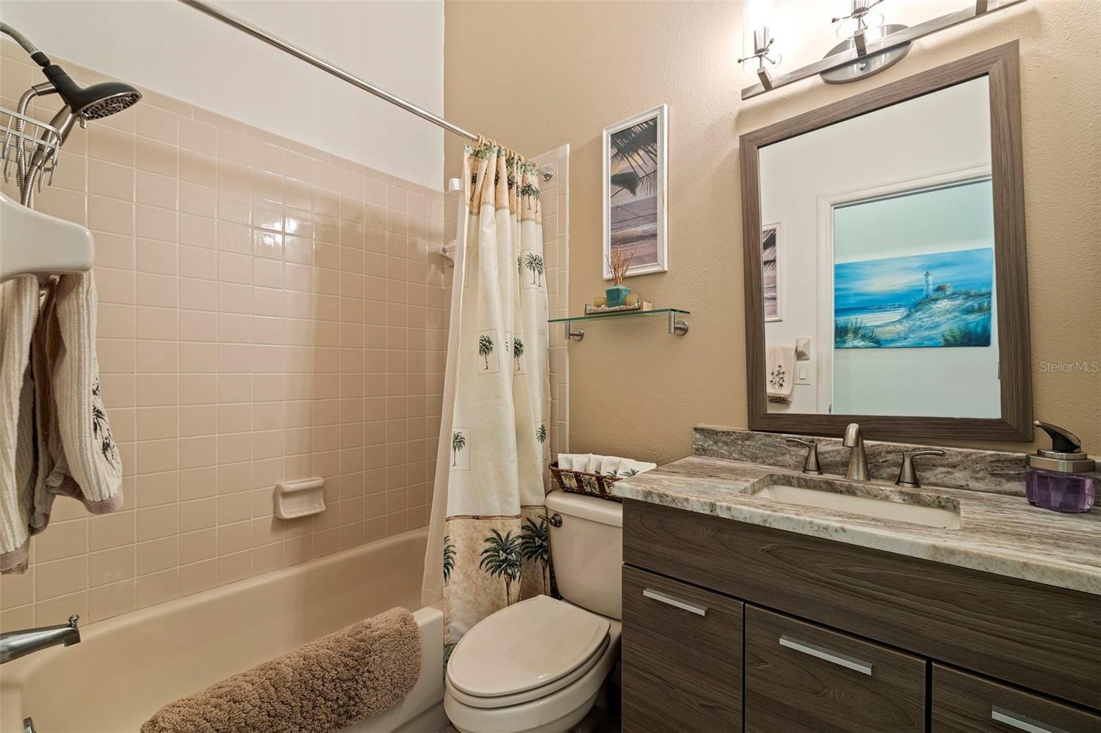 720 WHITE SAND DR NE