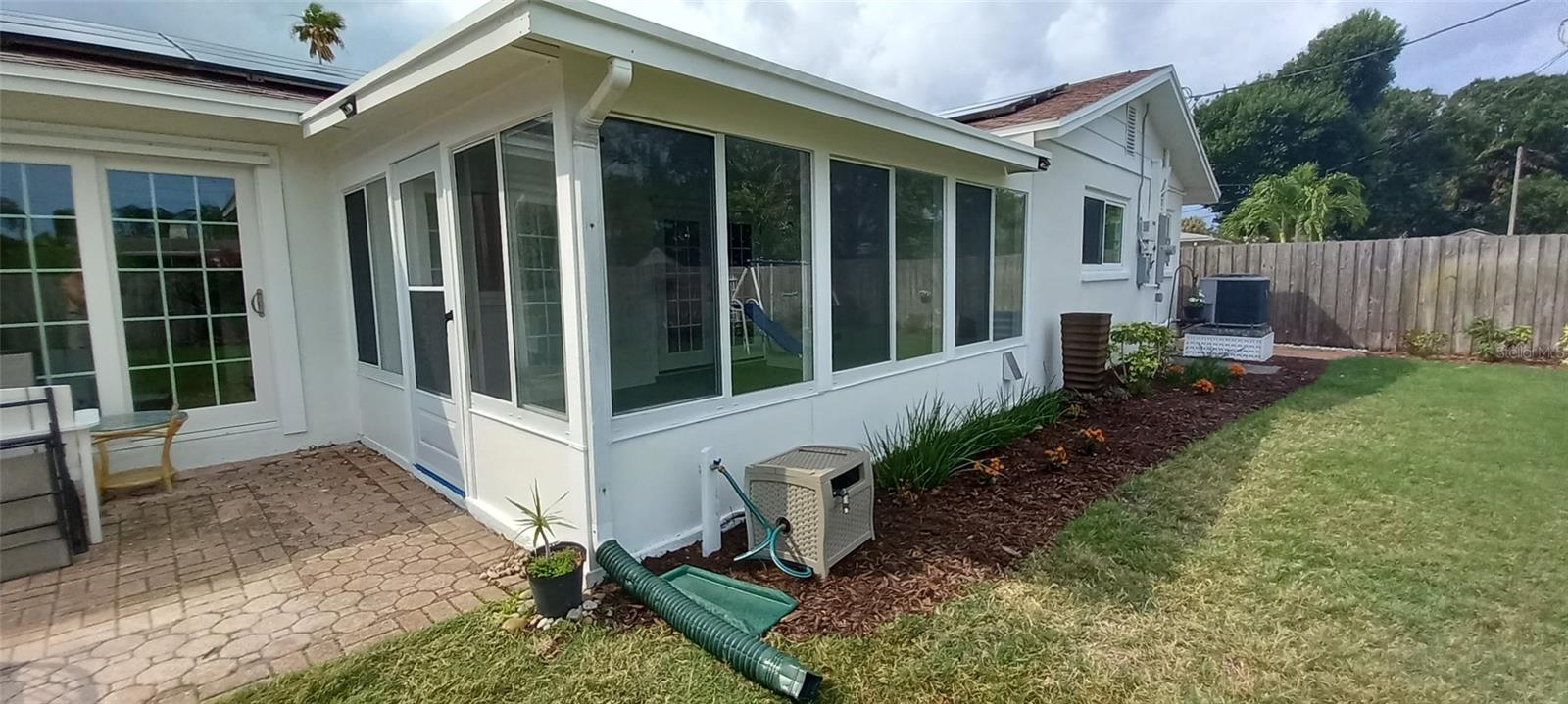 3450 BAYSHORE BLVD NE