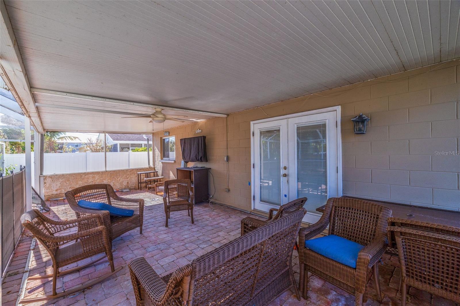 2026 BAYOU GRANDE BLVD NE