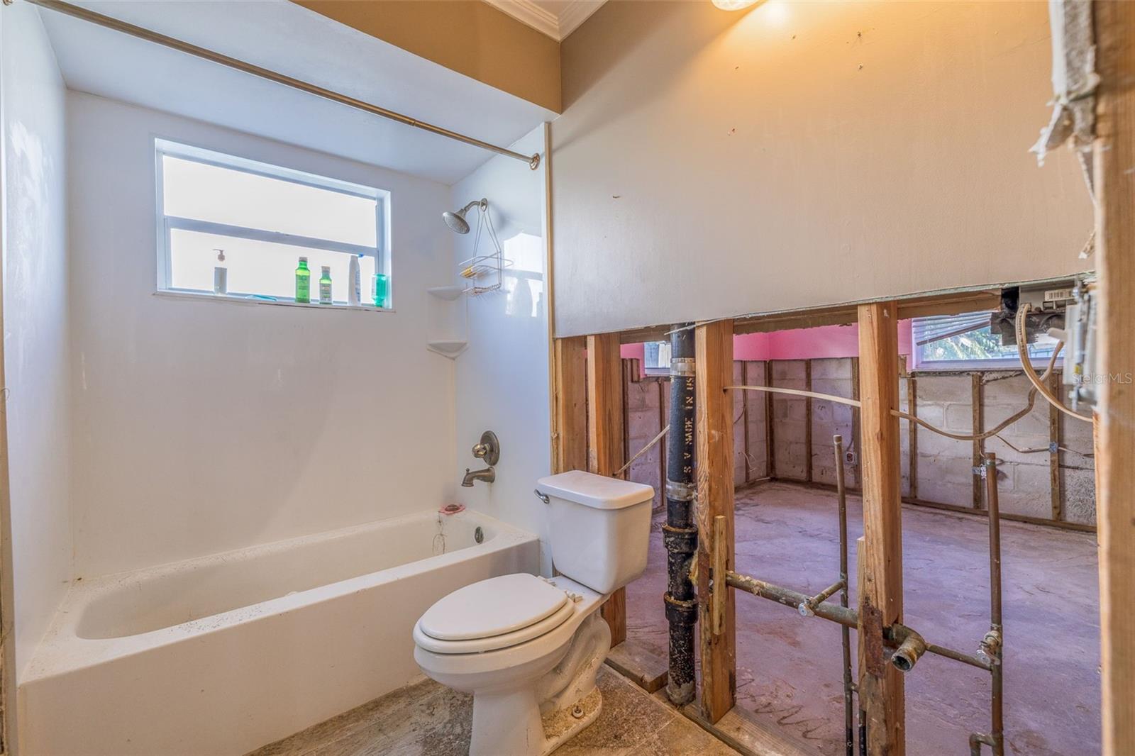 2026 BAYOU GRANDE BLVD NE