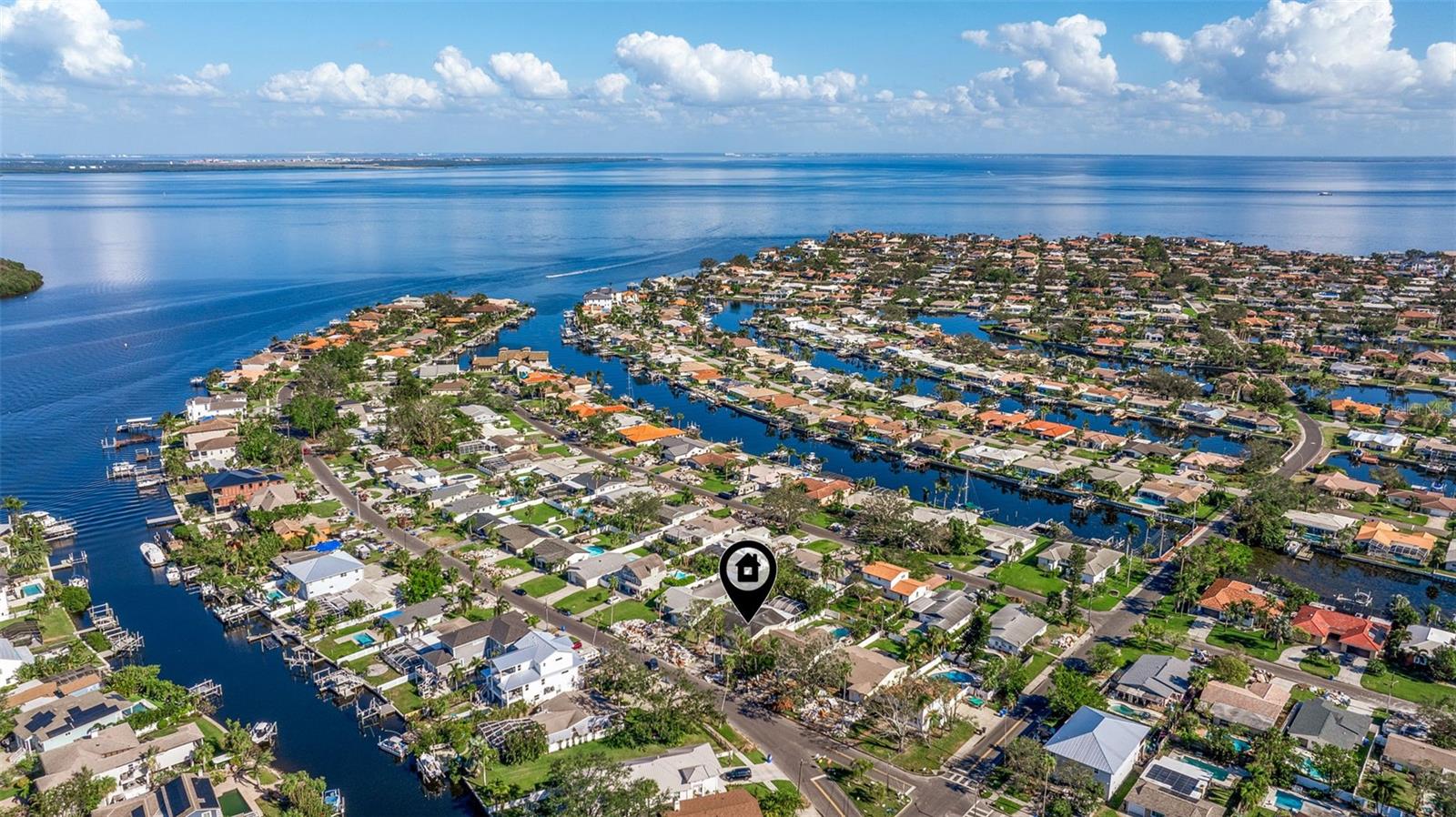 2026 BAYOU GRANDE BLVD NE