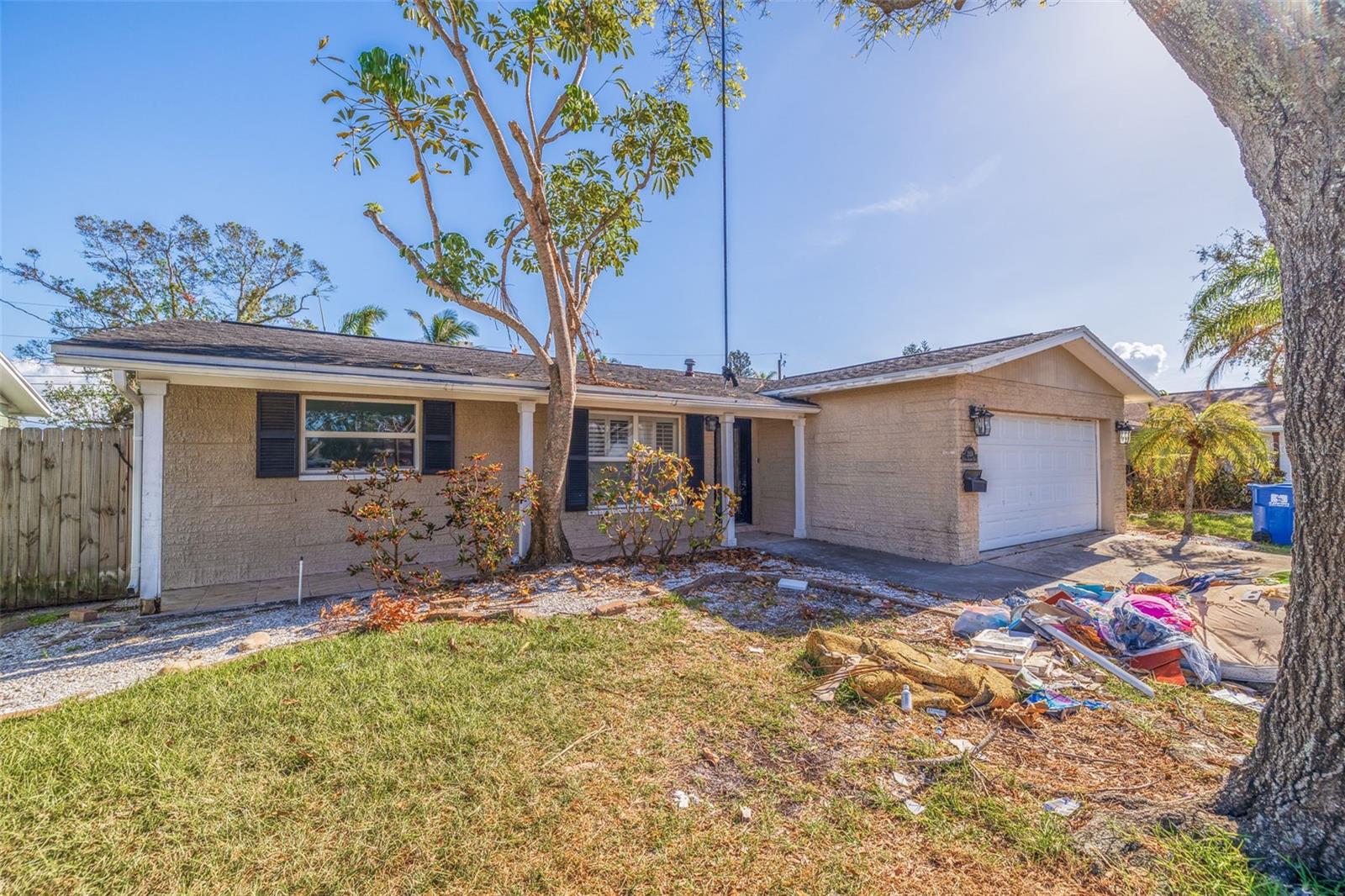 2026 BAYOU GRANDE BLVD NE