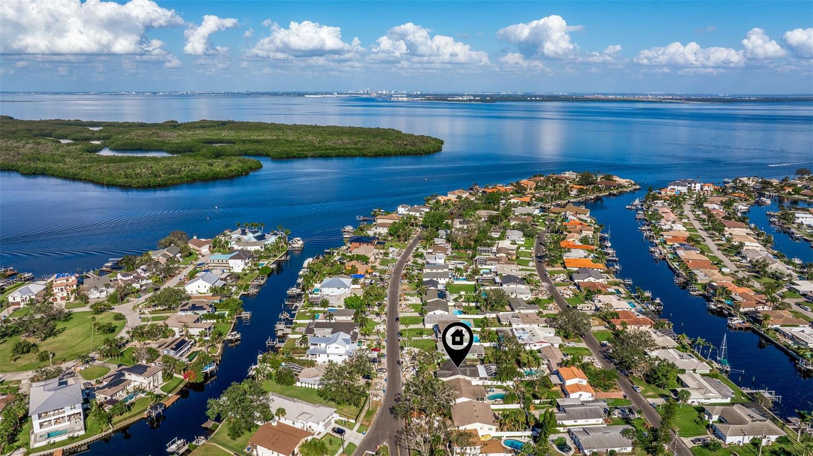 2026 BAYOU GRANDE BLVD NE