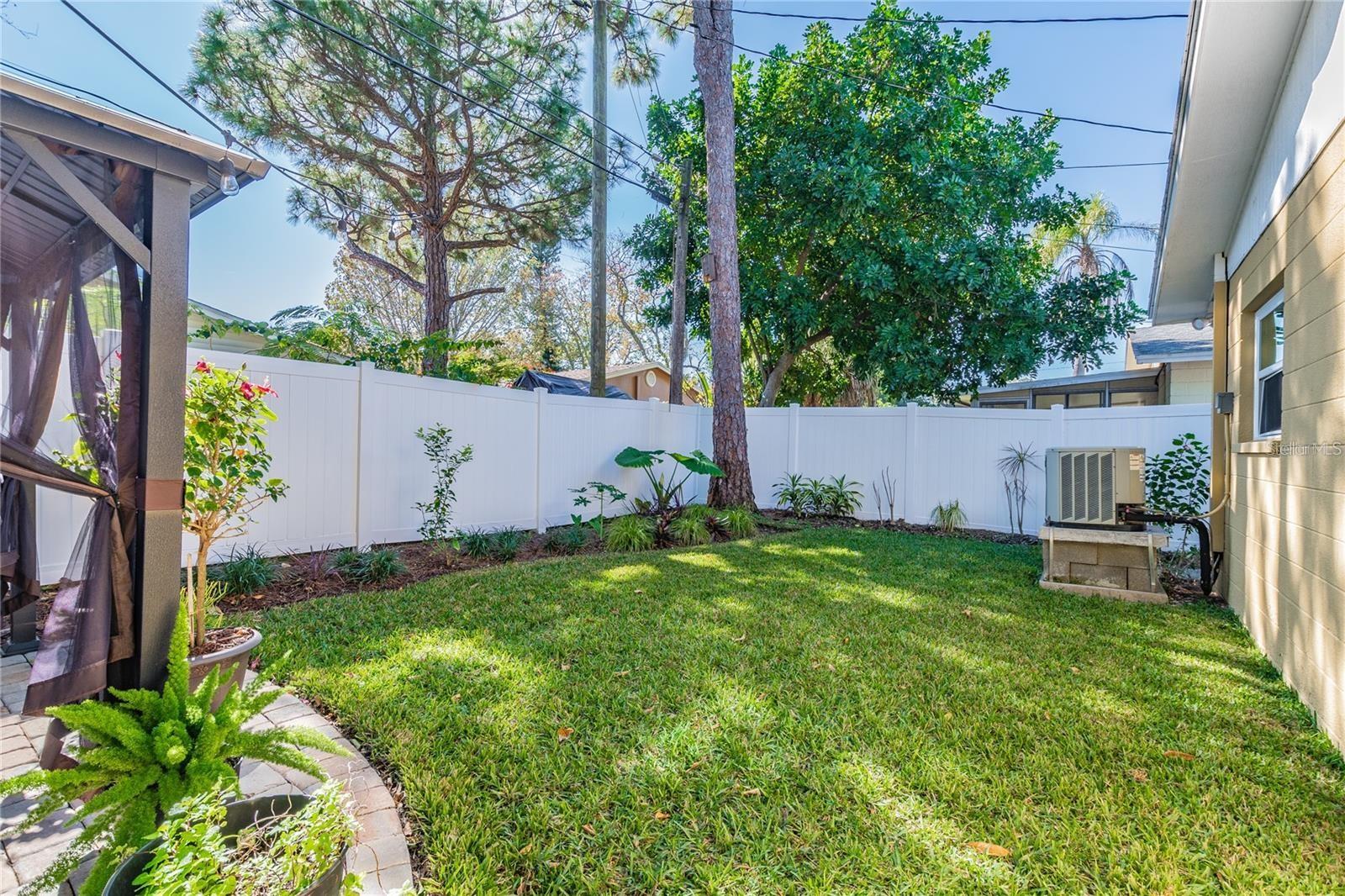 1710 SHORE ACRES BLVD NE