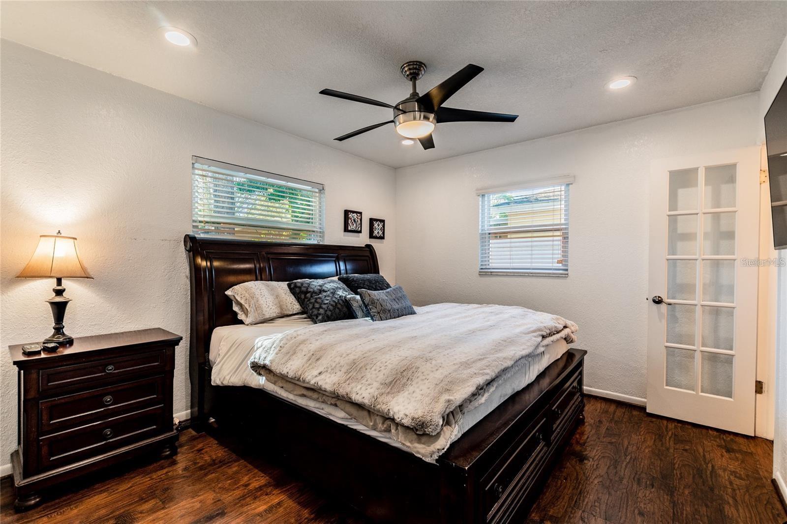 1710 SHORE ACRES BLVD NE