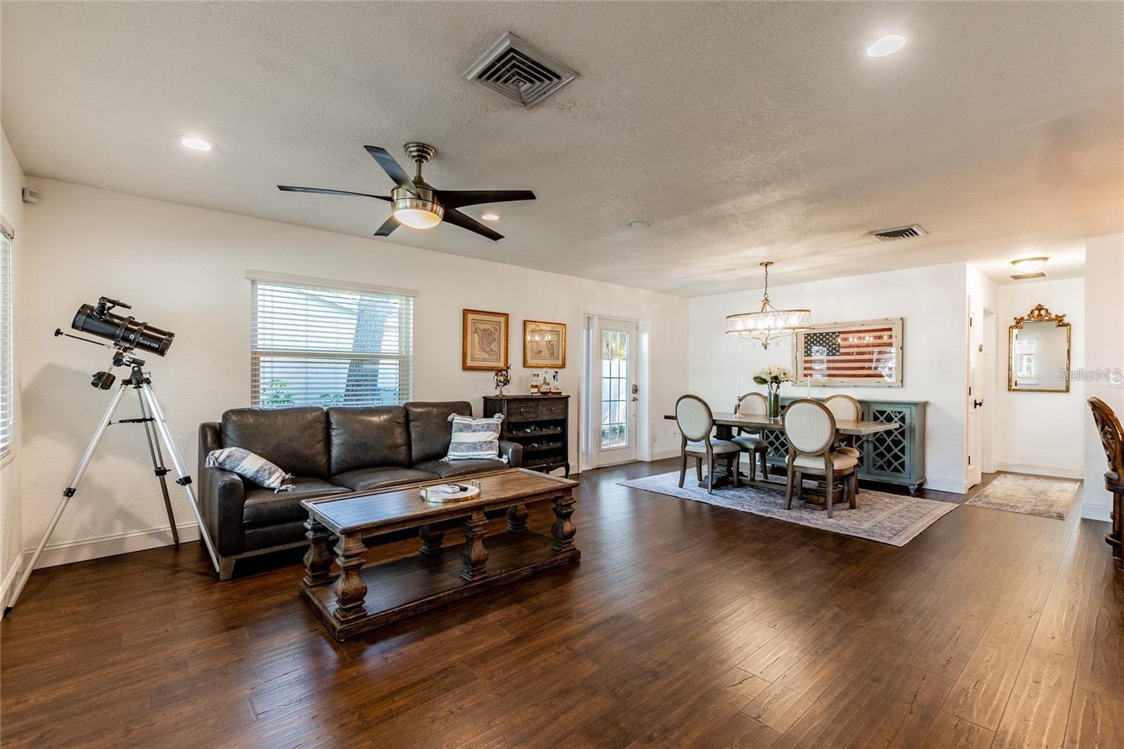 1710 SHORE ACRES BLVD NE