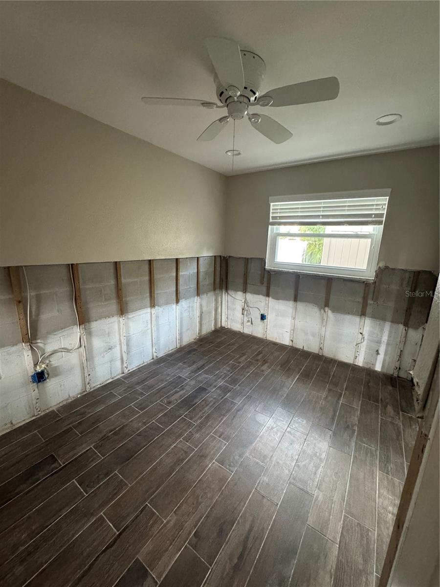 1863 NEW HAMPSHIRE AVE NE