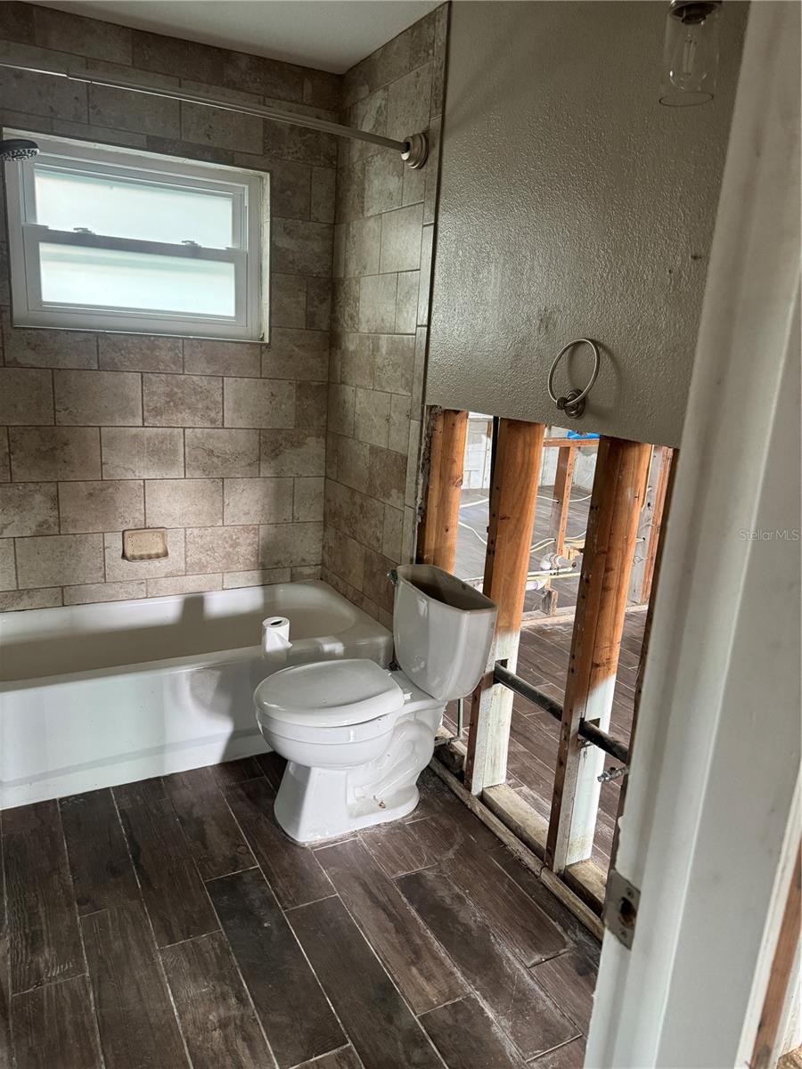 1863 NEW HAMPSHIRE AVE NE