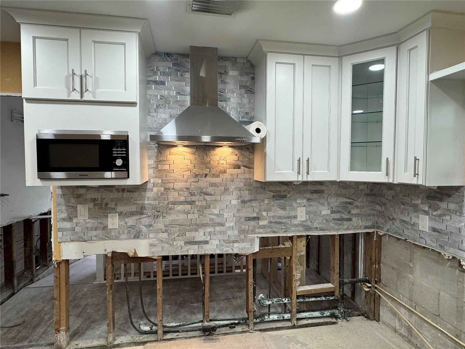 3518 BAYSHORE BLVD NE