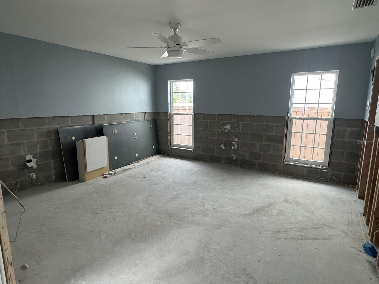 3518 BAYSHORE BLVD NE