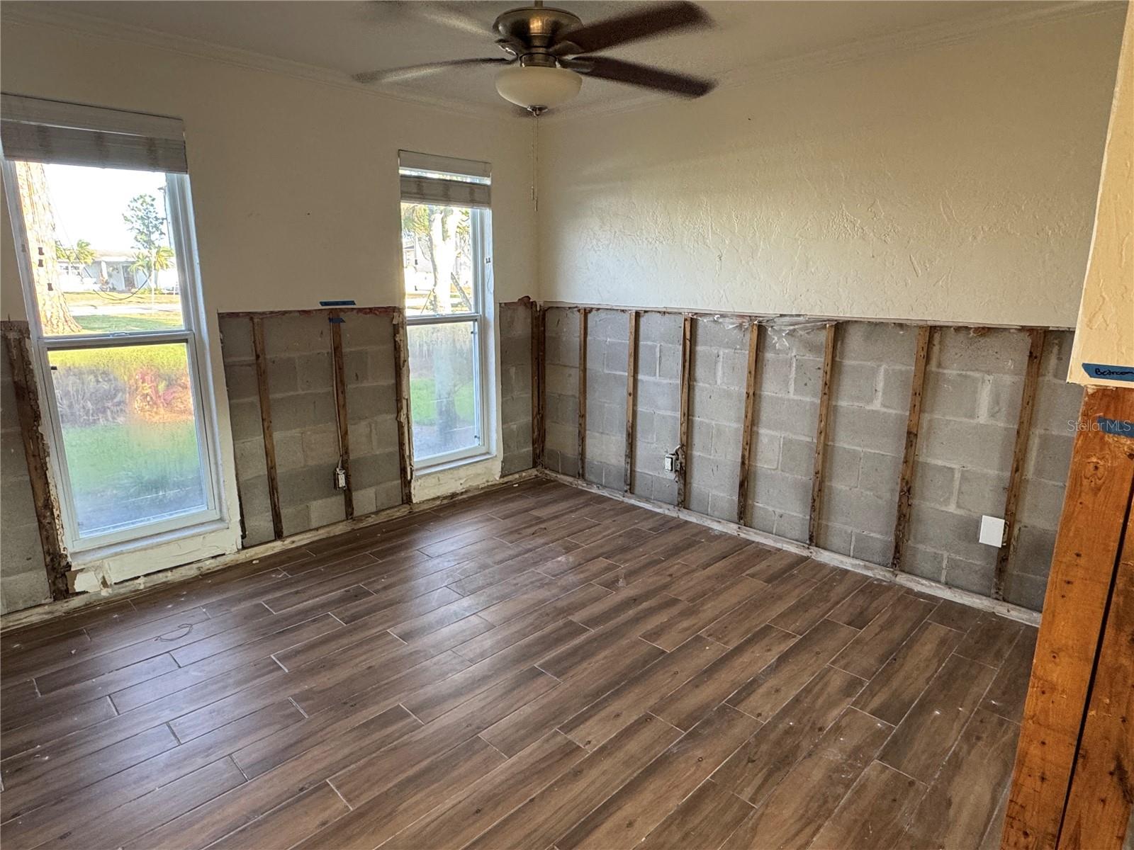 6018 BAYOU GRANDE BLVD NE