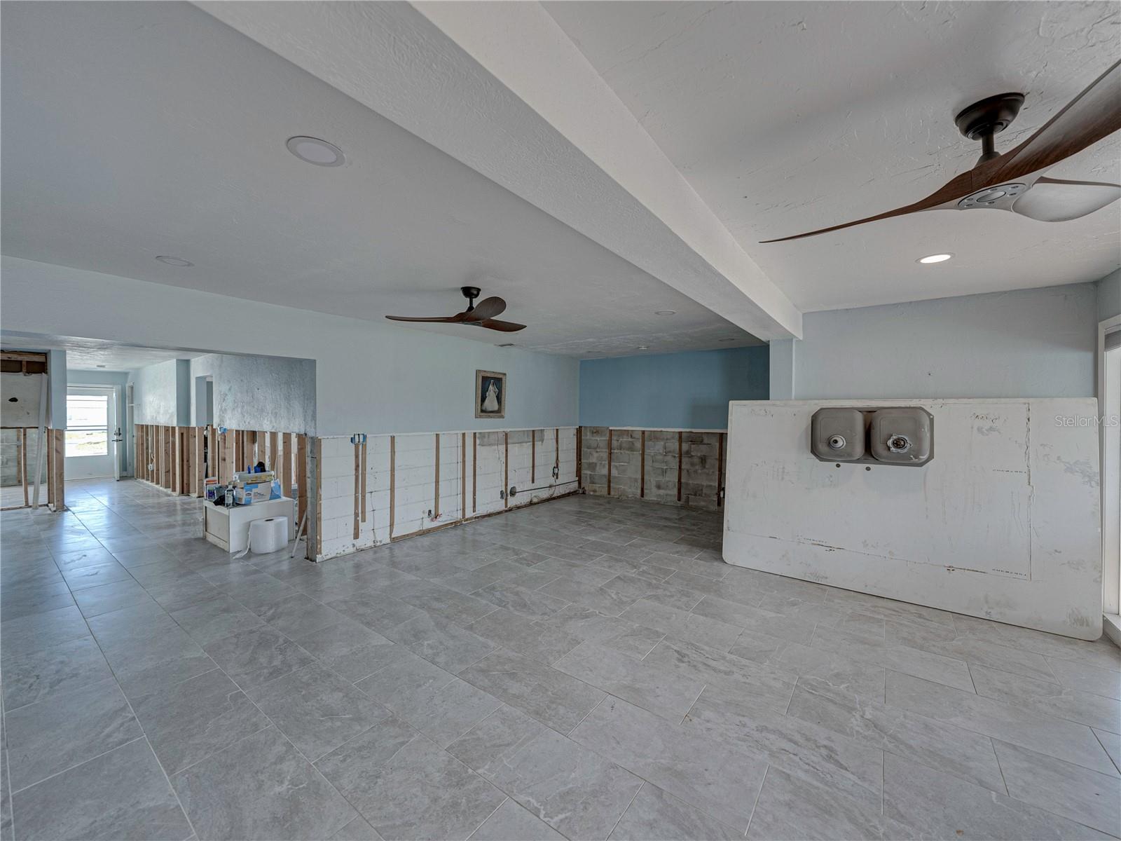 4326 HUNTINGTON ST NE