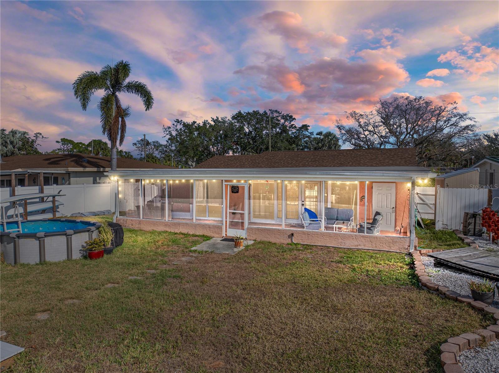 4326 HUNTINGTON ST NE