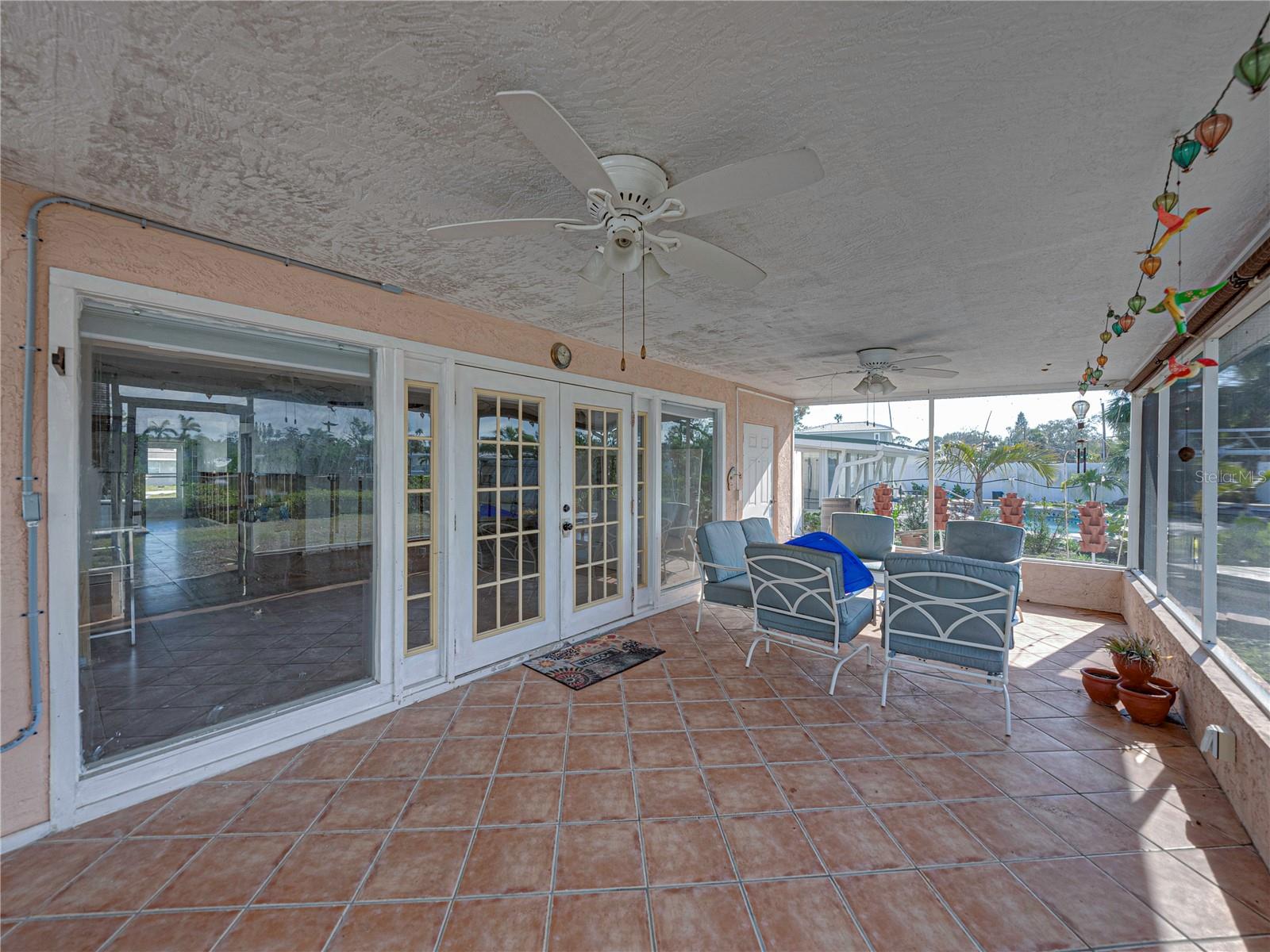 4326 HUNTINGTON ST NE