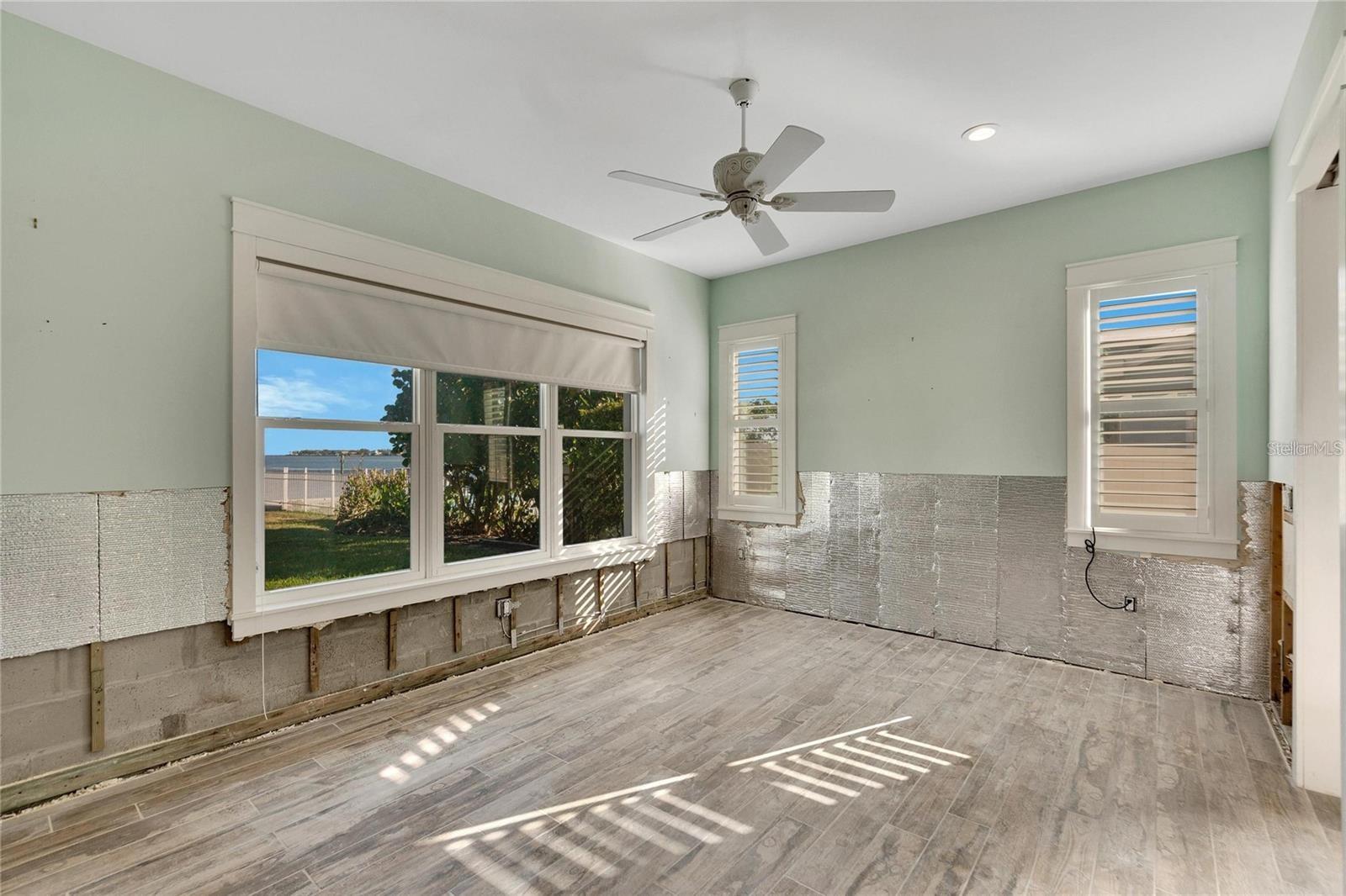 6323 BAYOU GRANDE BLVD NE