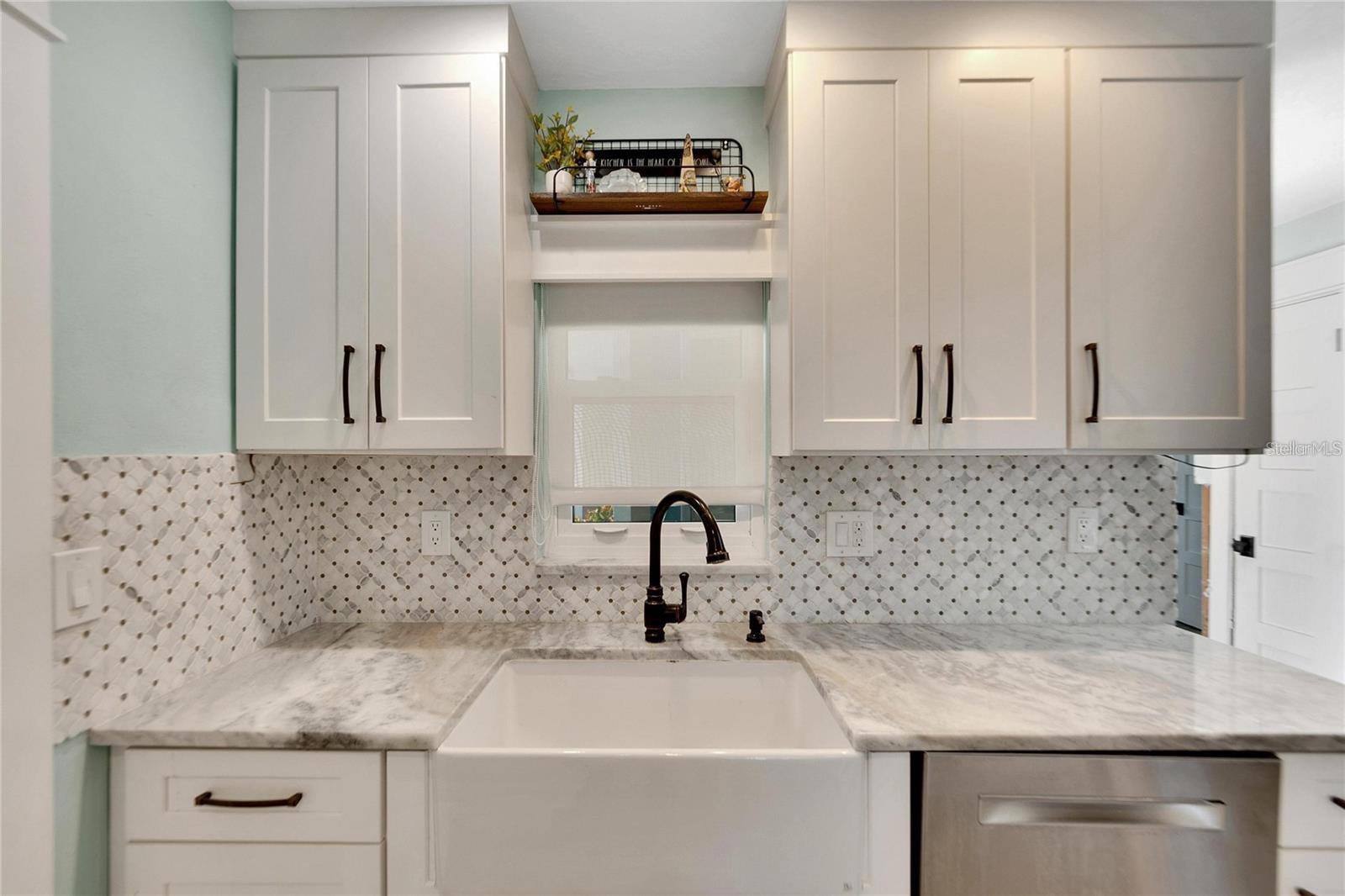 6323 BAYOU GRANDE BLVD NE