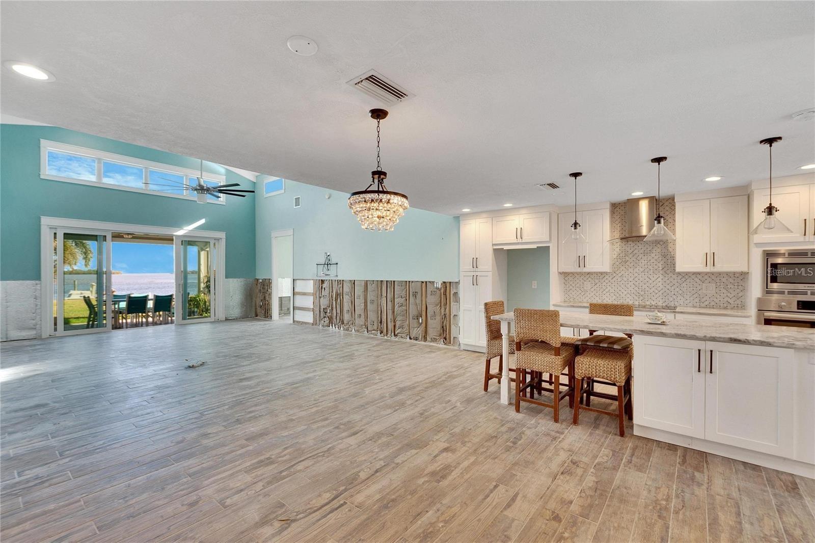 6323 BAYOU GRANDE BLVD NE