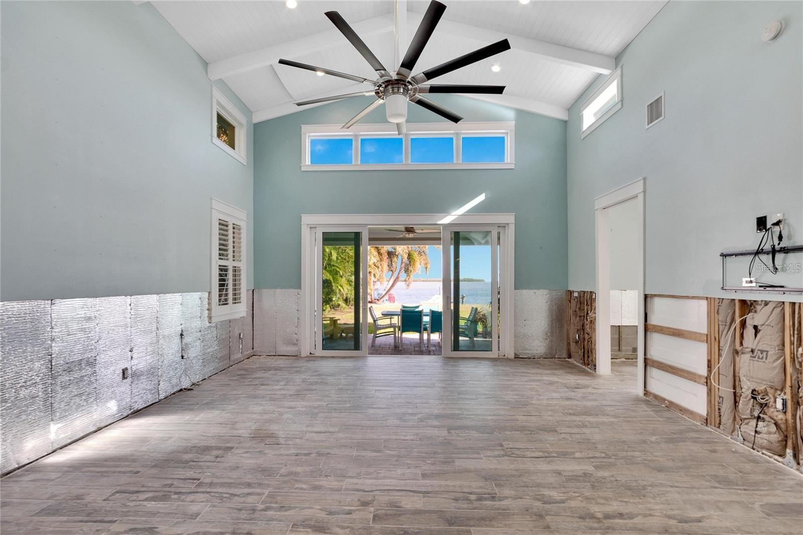 6323 BAYOU GRANDE BLVD NE