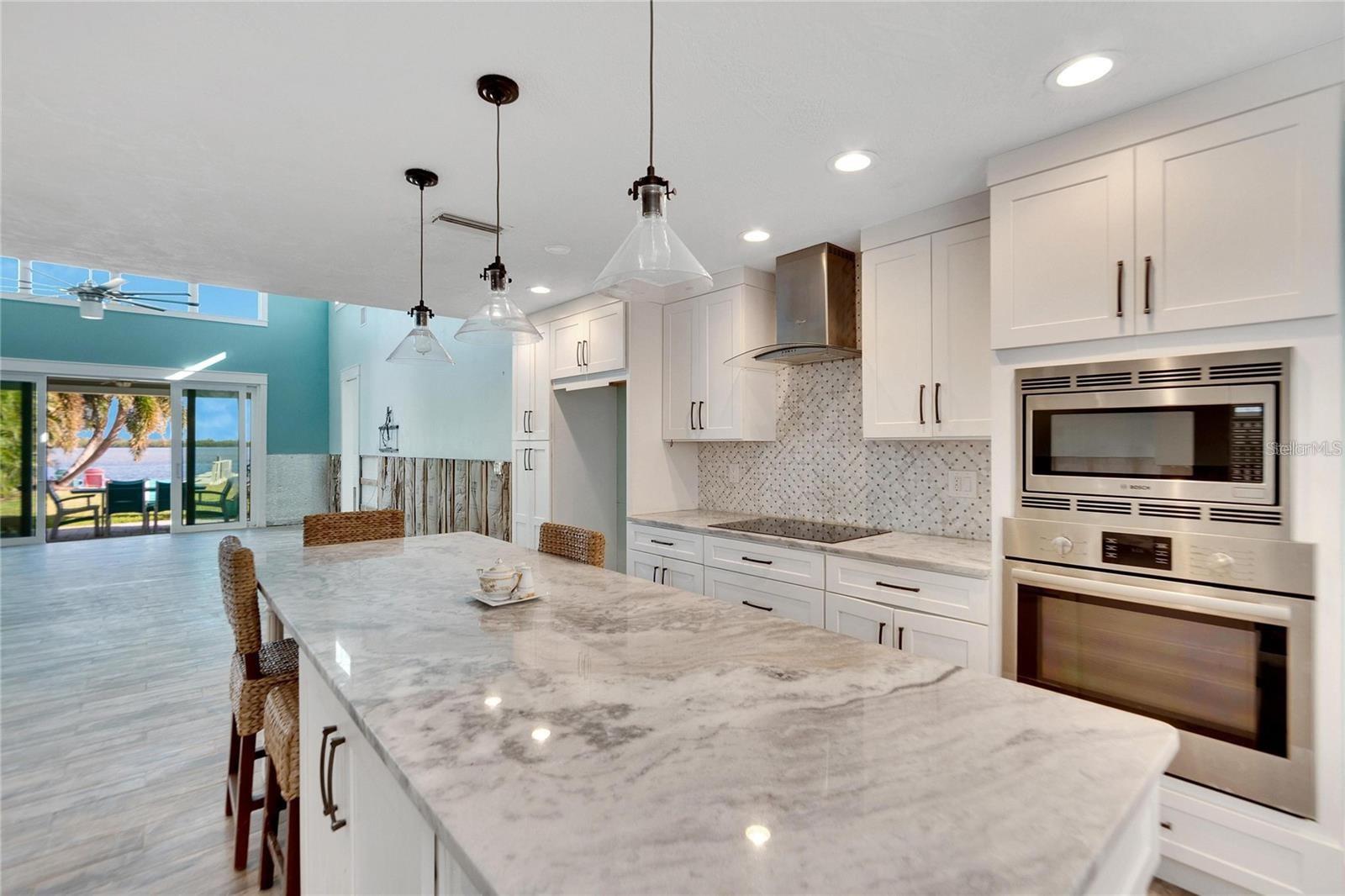 6323 BAYOU GRANDE BLVD NE