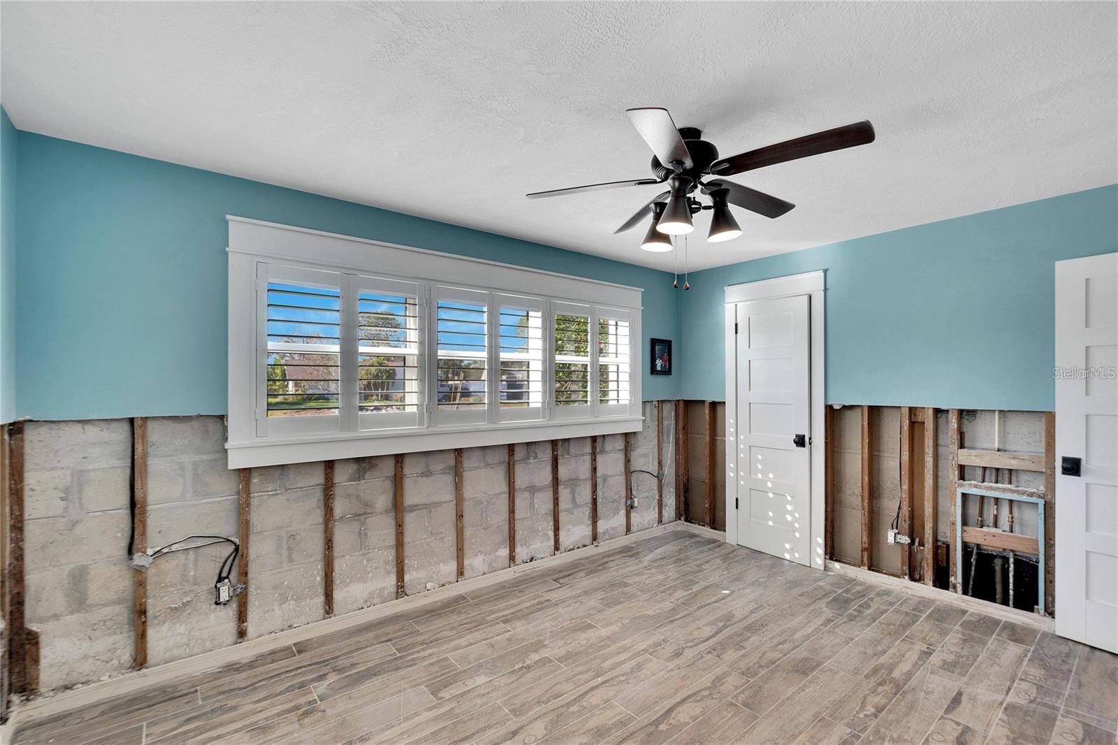 6323 BAYOU GRANDE BLVD NE