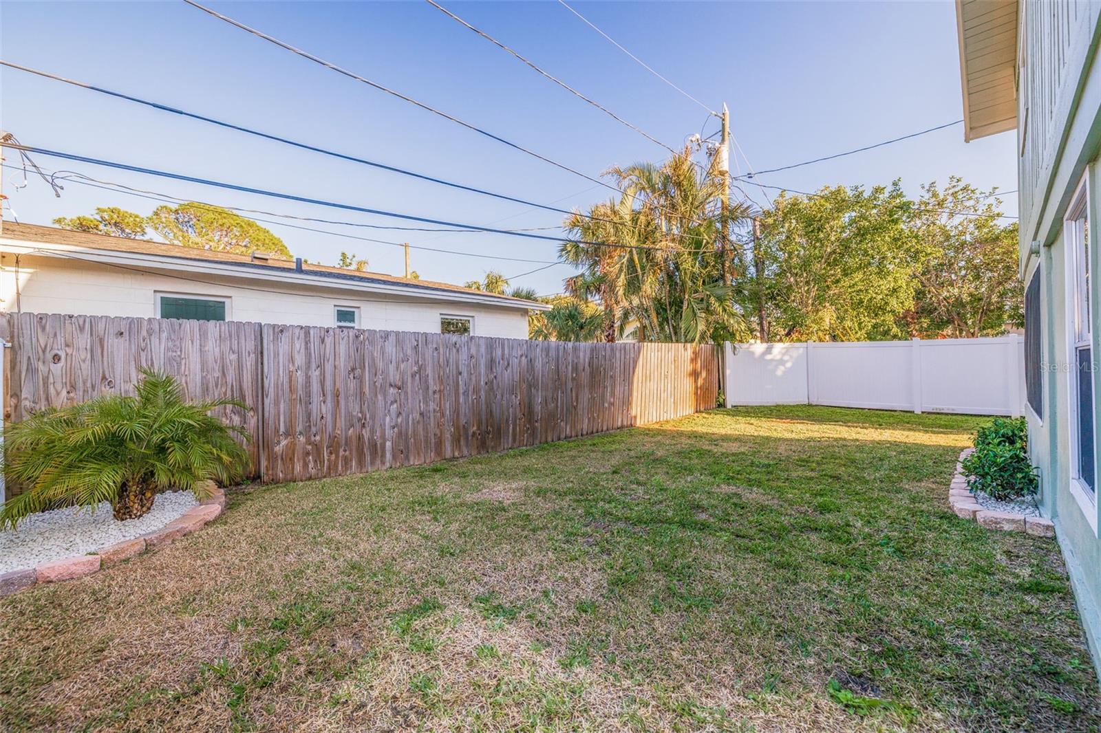 4919 CHANCELLOR ST NE