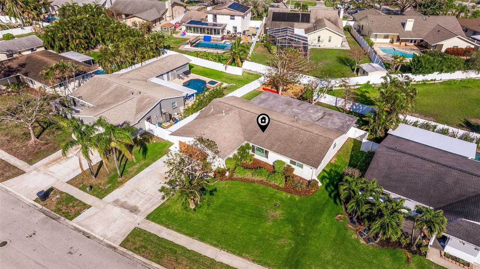 6101 TANGLEWOOD DR NE