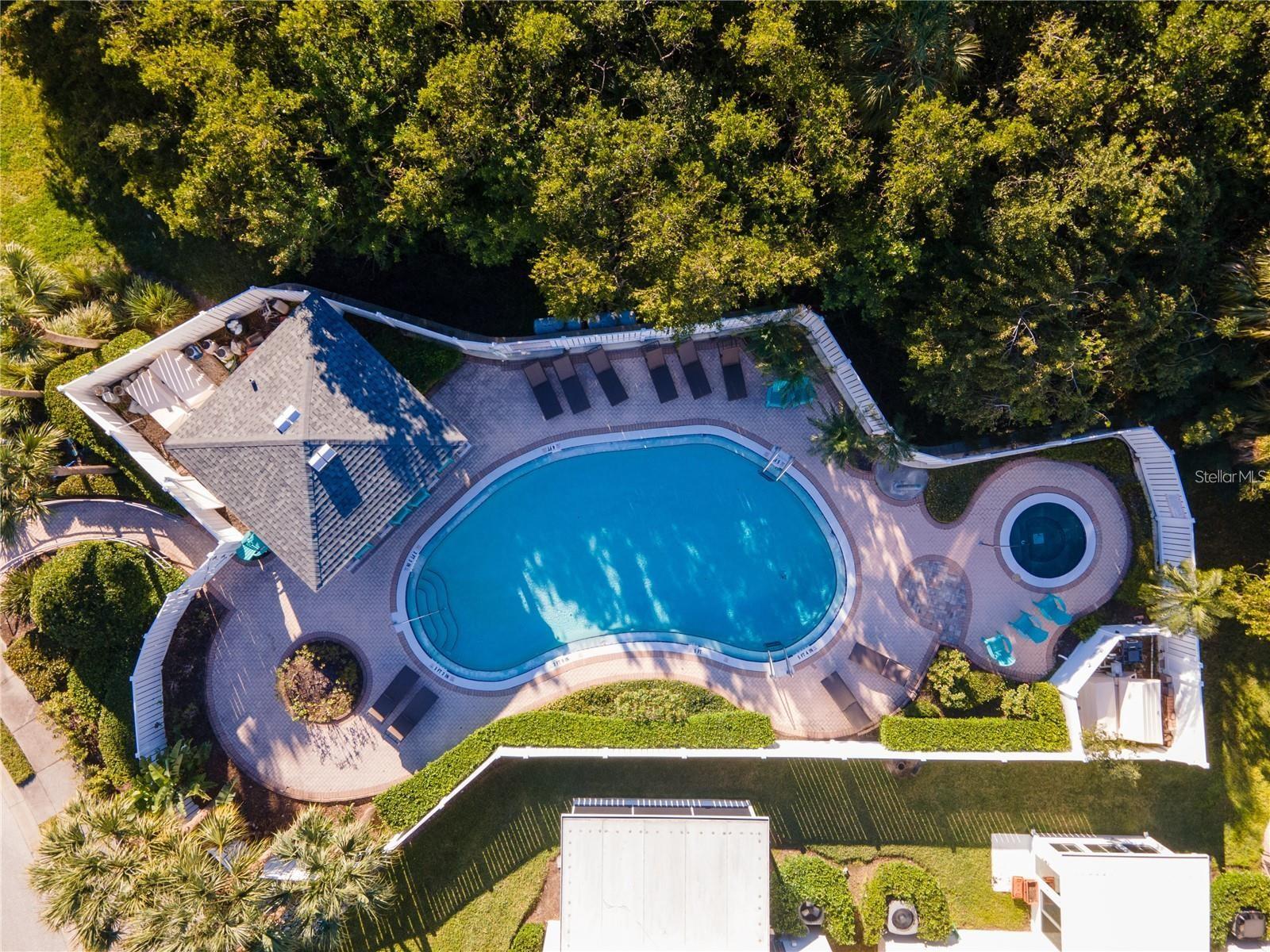 1076 PASEO DEL RIO NE