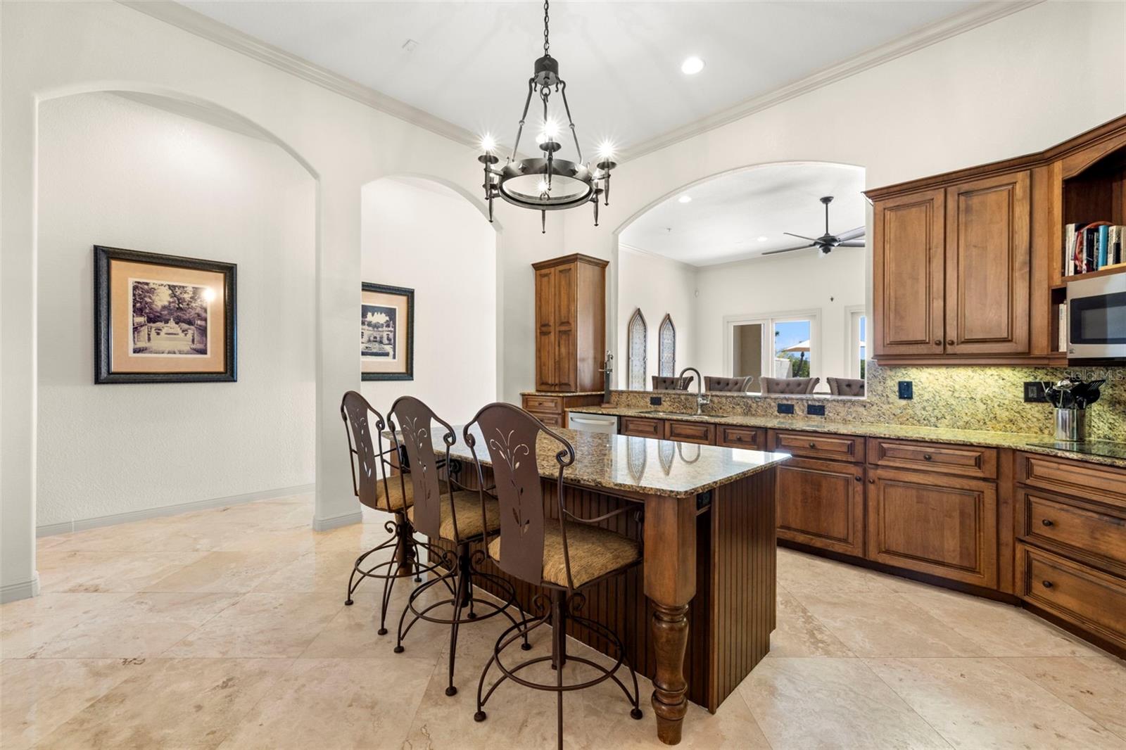 1076 PASEO DEL RIO NE